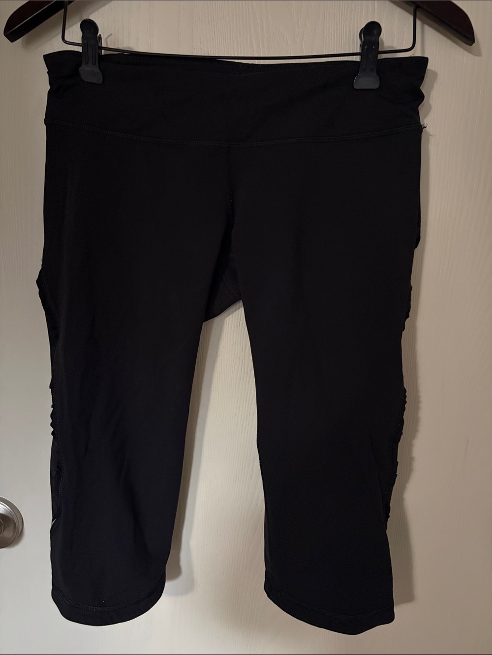lululemon athletica Black Capri Leggings